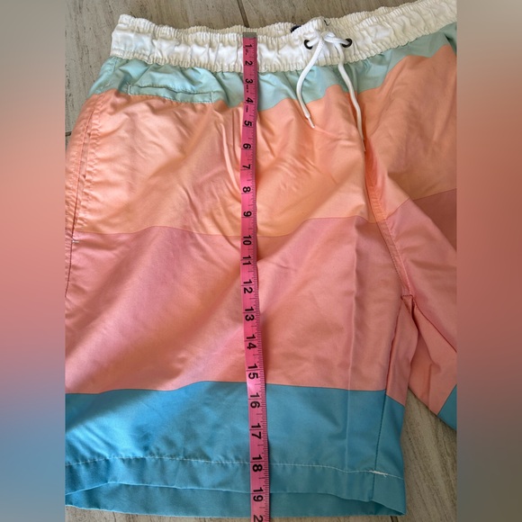 Charleston Threads swim trunks -xxl - Picture 3 of 6